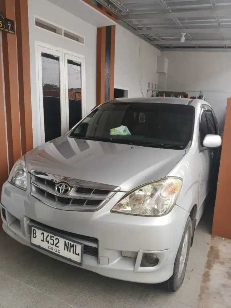 Toyota avanza tahun 2010