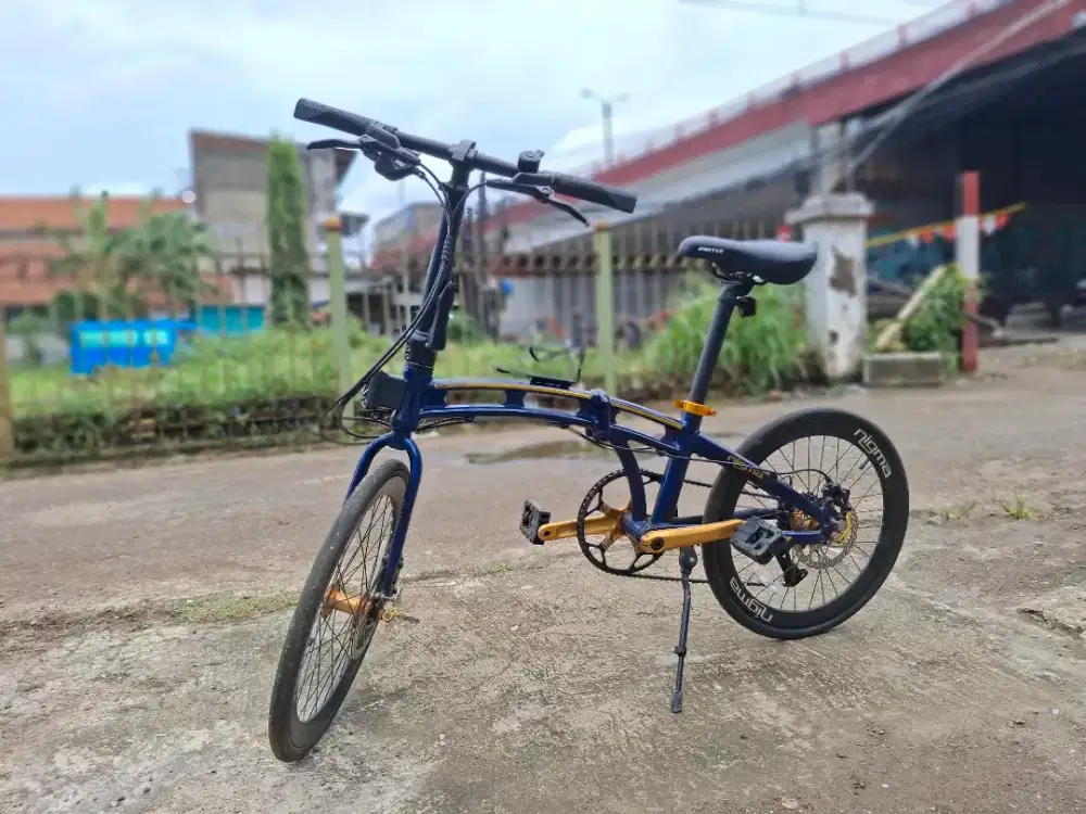 SEPEDA LIPAT UNITED NIGMA V