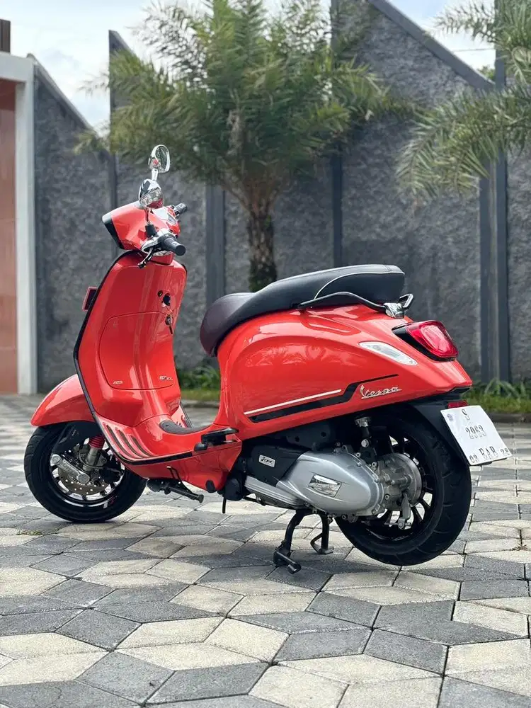 Vespa Sprint S 150 ABS IGet 2023 Oranye Tramonto Koko Motor
