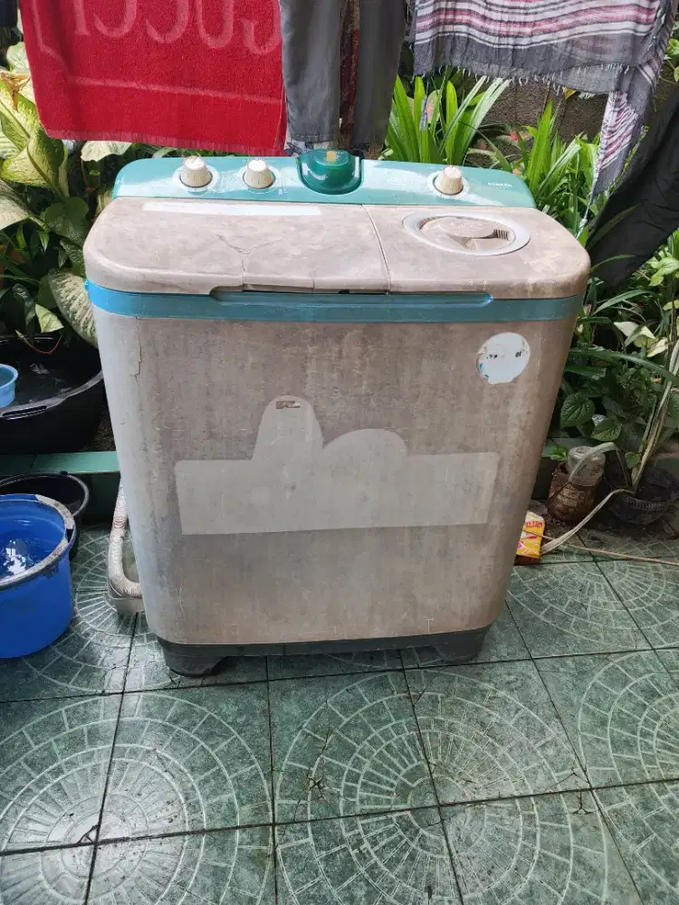 Mesin cuci Sanken 9 kg