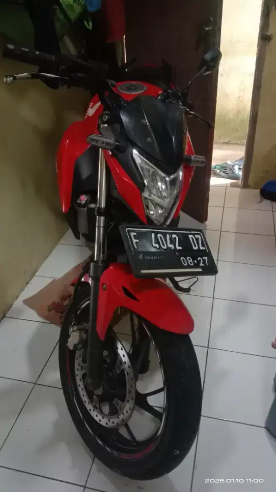 Jual motor Honda CB 150R