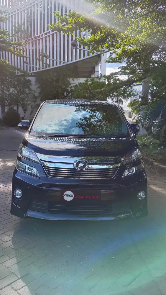 TOYOTA VELLFIRE Z (MODEL ZG) AT HITAM 2014