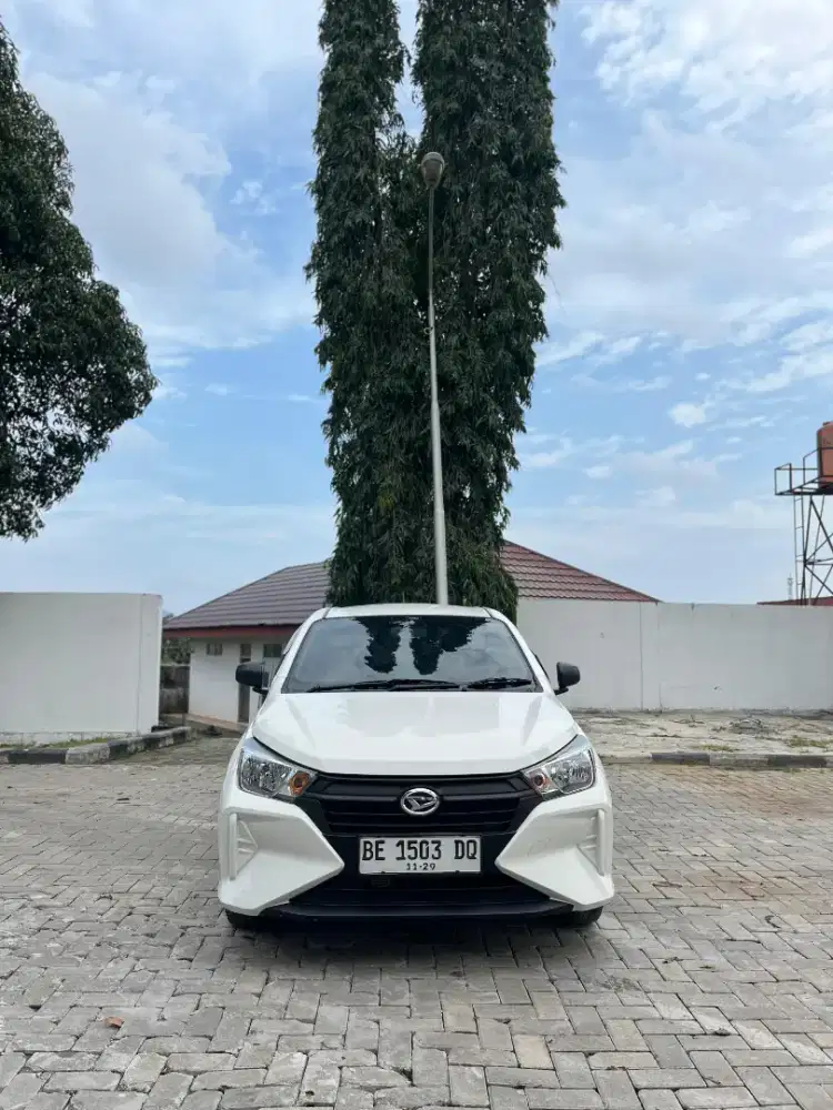 Ayla M/MT 2024 putih