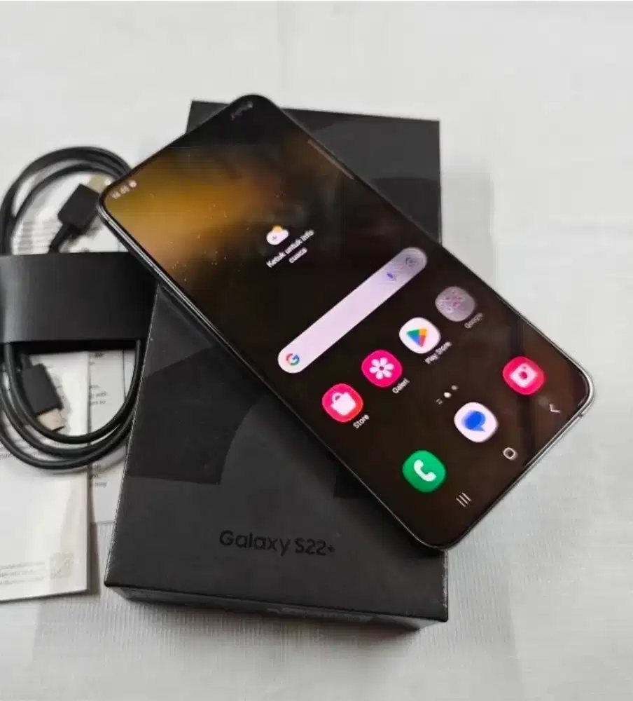 Murah hp samsung S22 + plus 5G 8/256 lkp, bs TT
