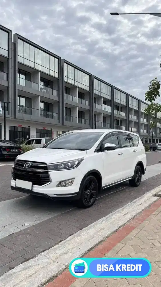 Toyota Kijang Innova Venturer Matic 2018