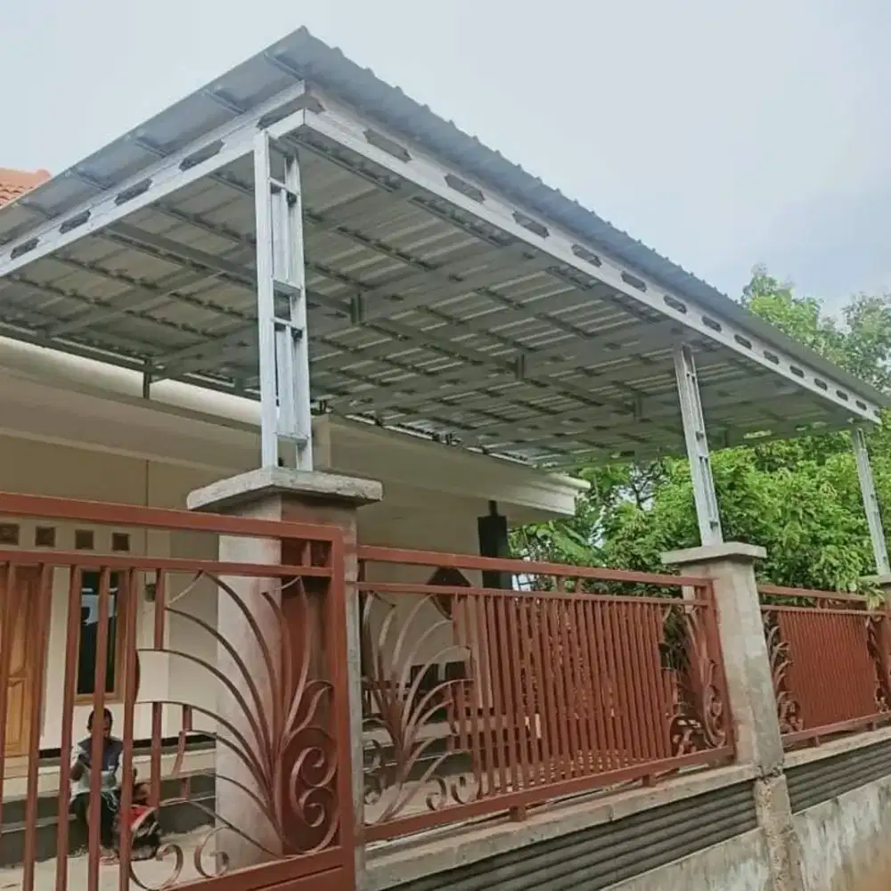 Rangka baja ringan dan plafon PVC