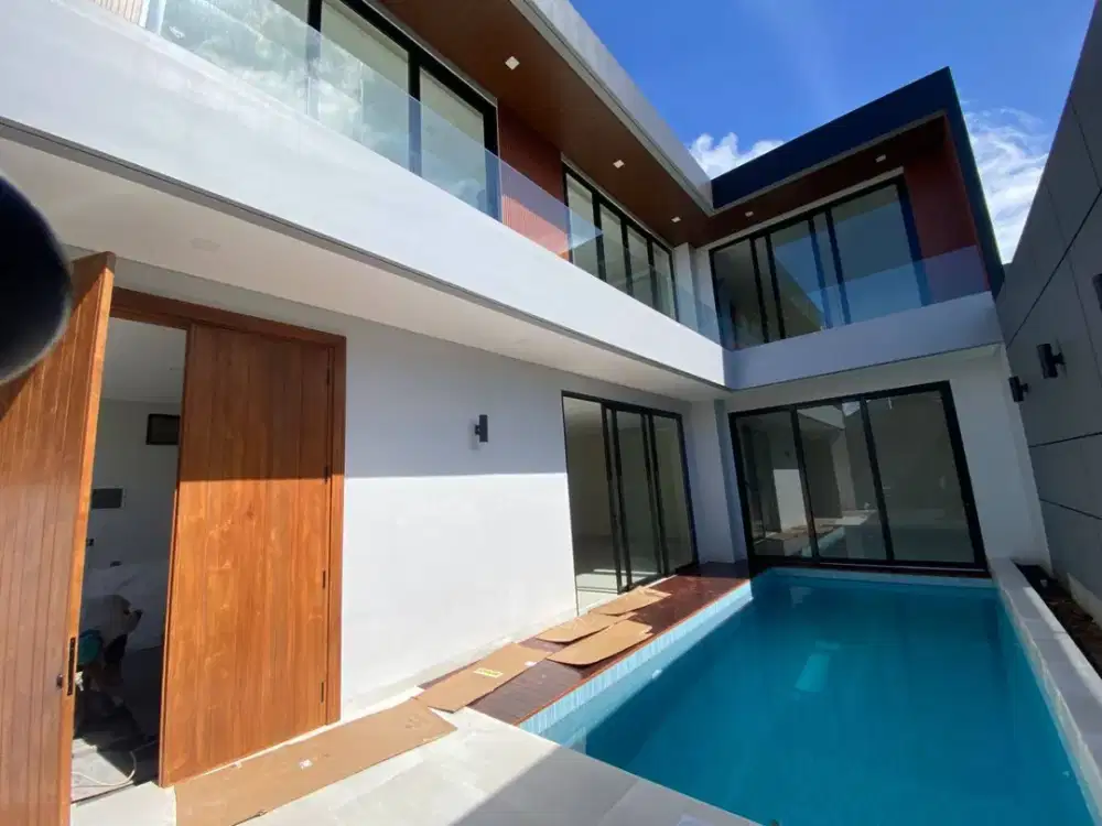 For Sale Villa Brand New Furnished Di Area Jalan Pantai Berawa Canggu Bali.