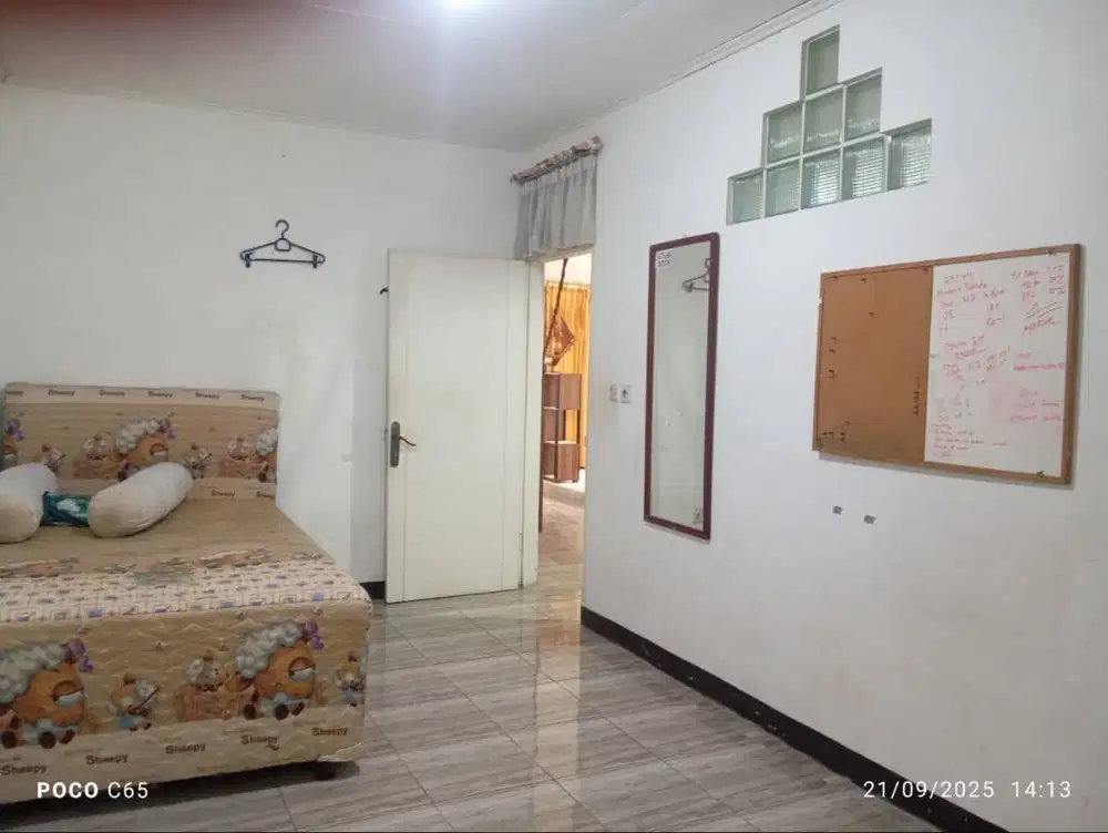 Disewakan Rumah Hoek 2 Lantai  Fullfurnish Di Antapani