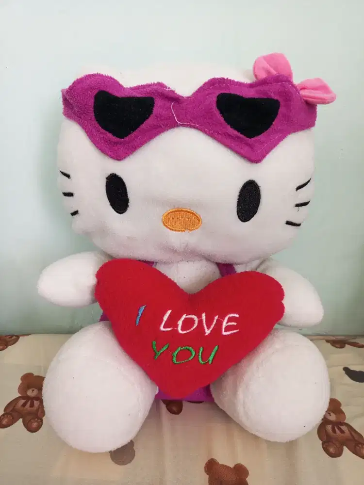 Boneka Hello Kitty