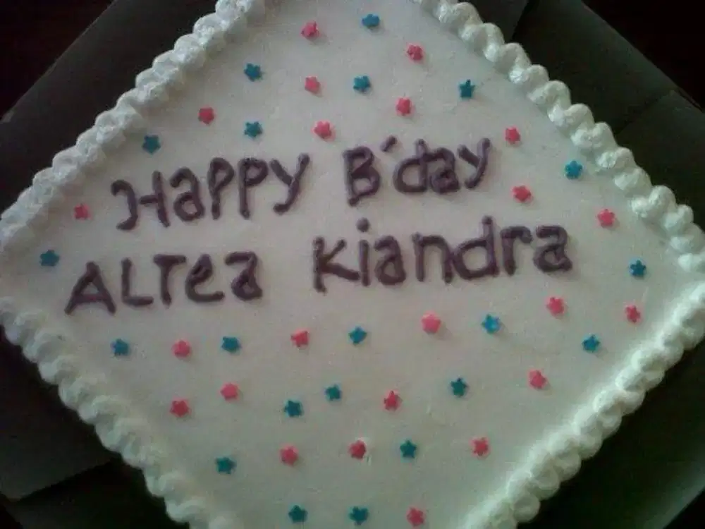 Kue tart anak dan dewasa