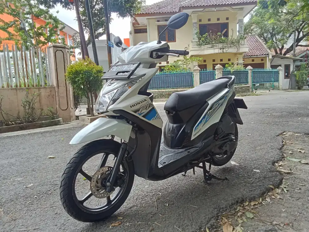 Beat fi tahun 2014 plat b mesin bagus lokasi kircon