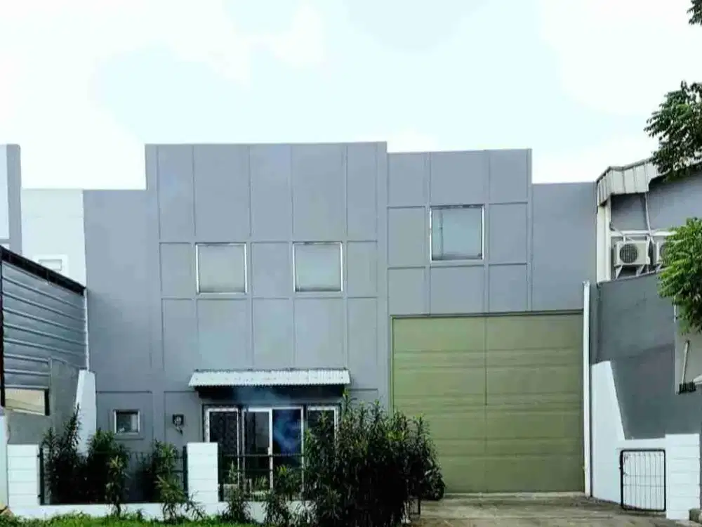 DI SEWAKAN CEPAT Gudang rapi siap pakai taman tekno BSD Tangerang Selatan