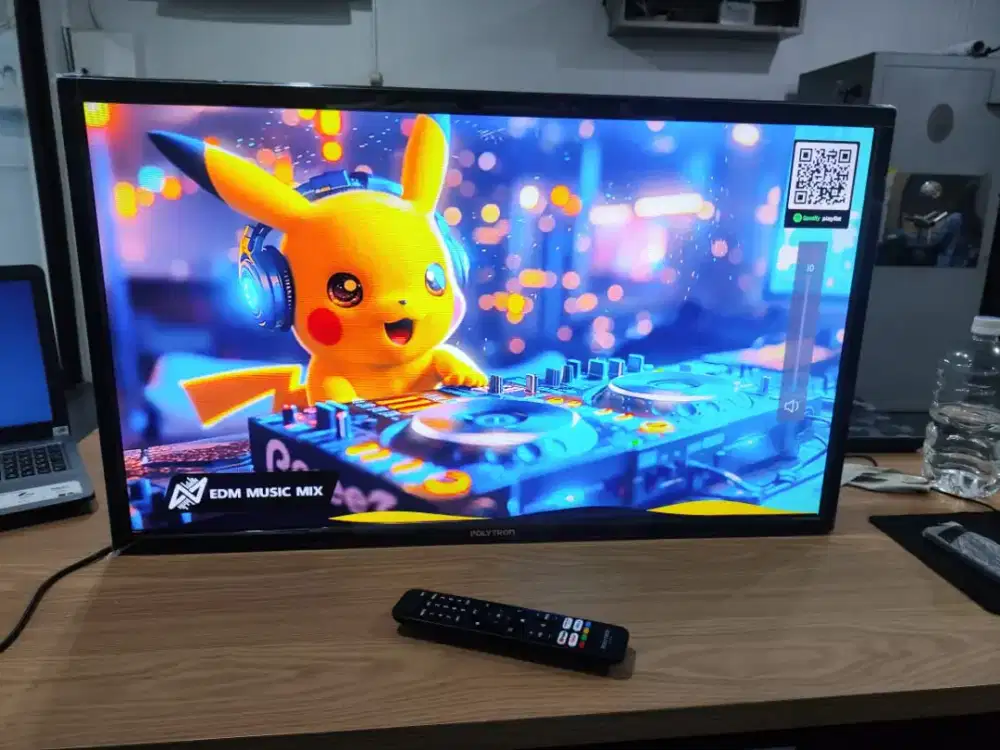 Polytron 32 inch smart tv 1,6jt