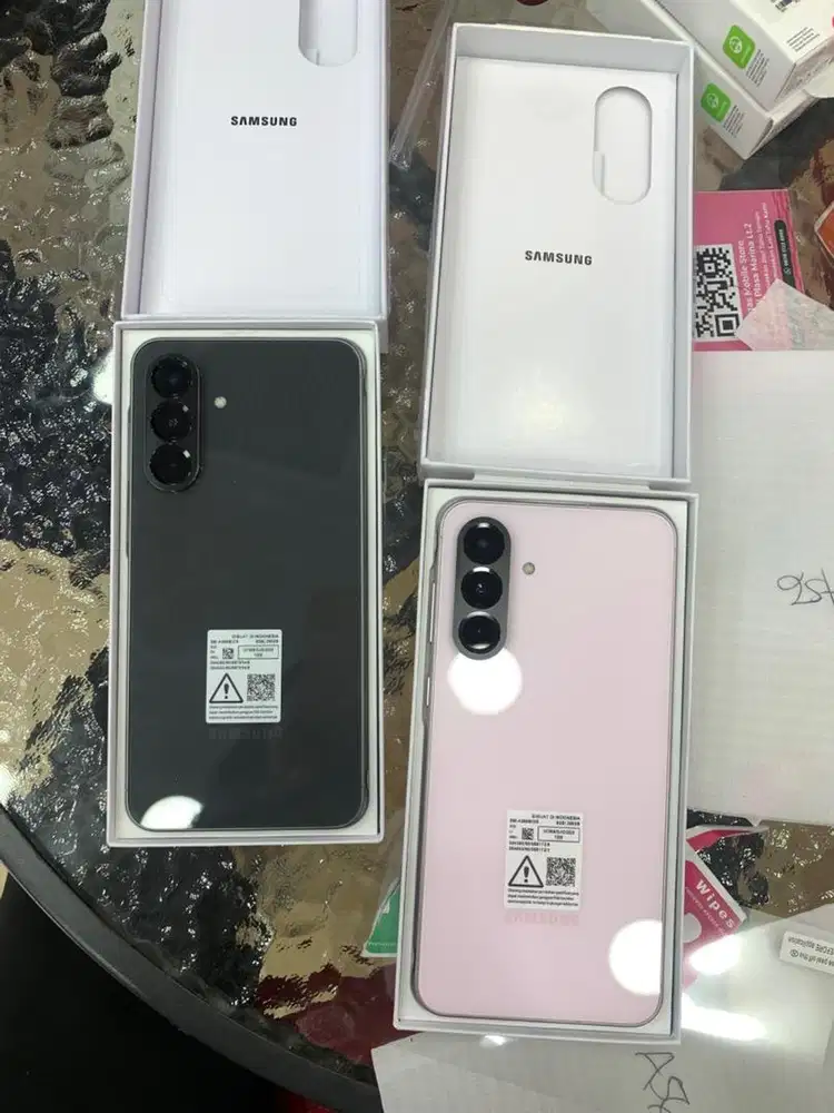 SAMSUNG A56 5G 12/256