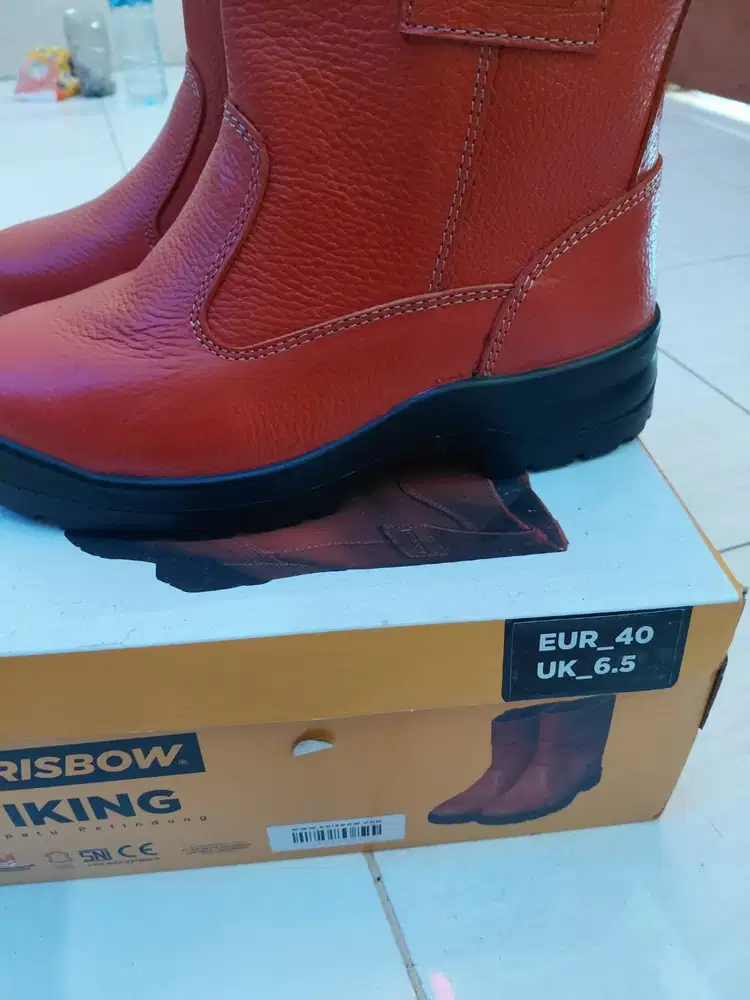 Sepatu safety krisbow ukuran 40