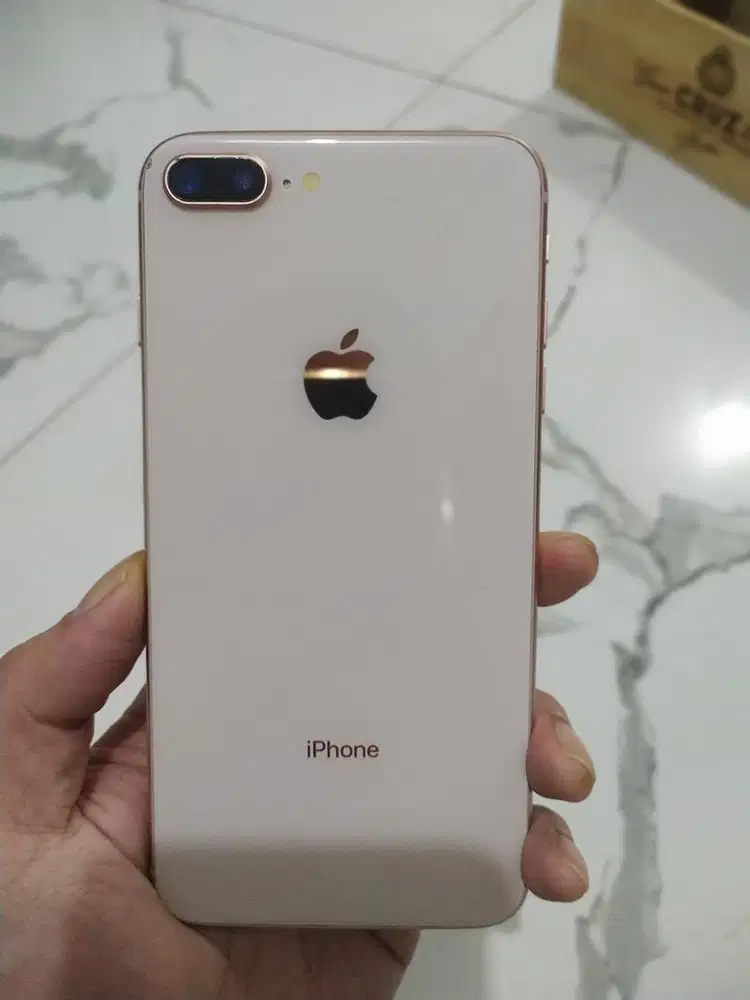 Iphone 8 plus 64gb rose gold zd/A all operator mulus