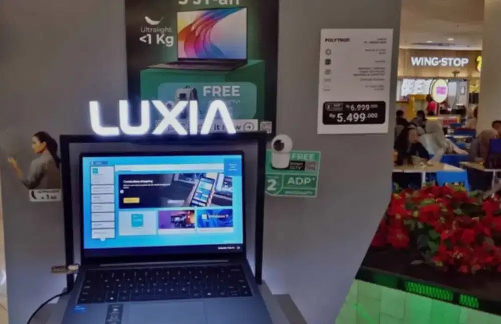 Laptop Polytron Luxia