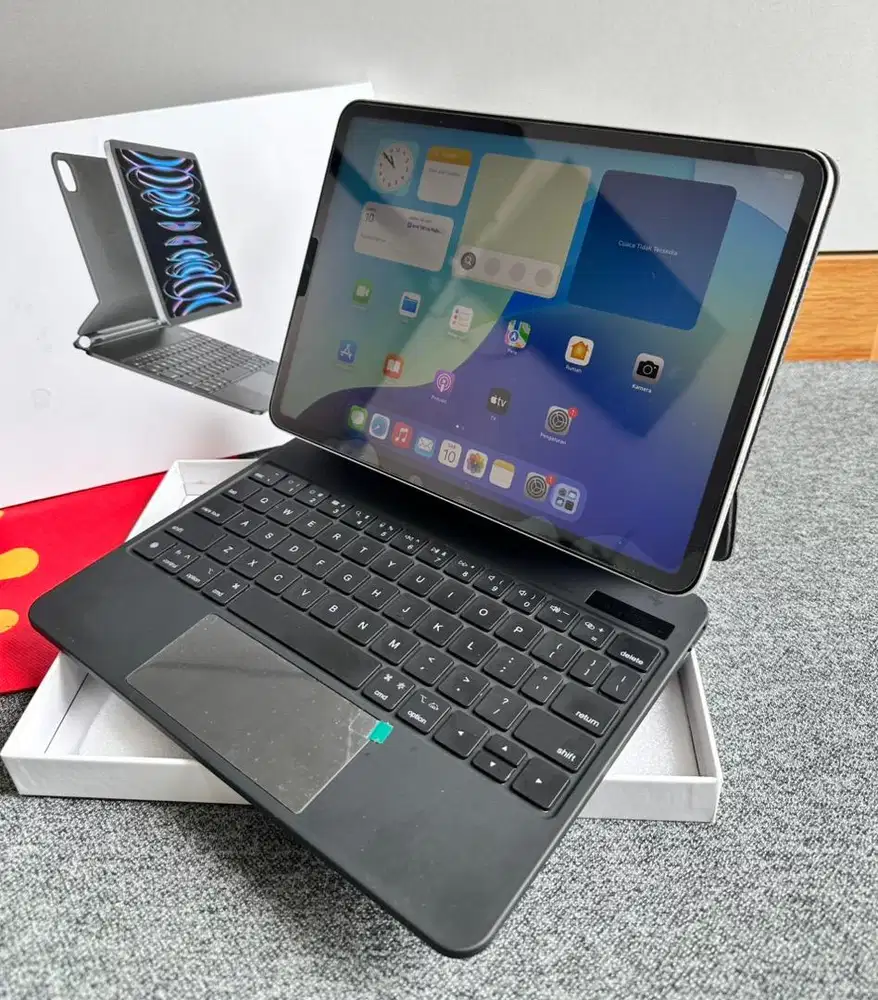 iPad Pro M1 128GB + Magic Keyboard Gojodoq