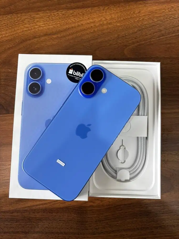 Iphone 16 128 ultramarin