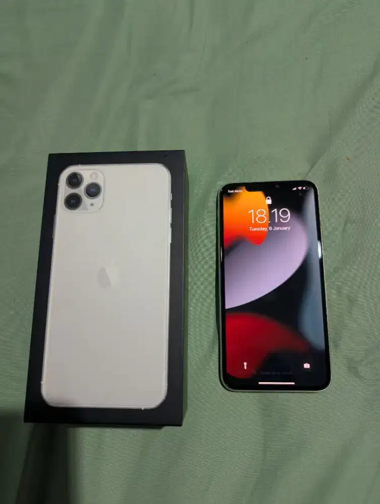 iPhone 11 Pro Max 64gb ex iBox