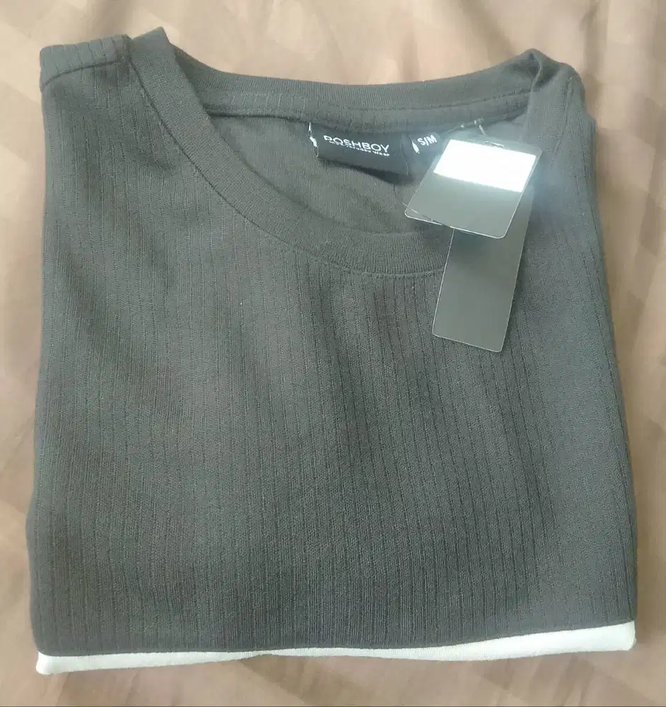 KAOS PRIA MEREK ROSHBOY