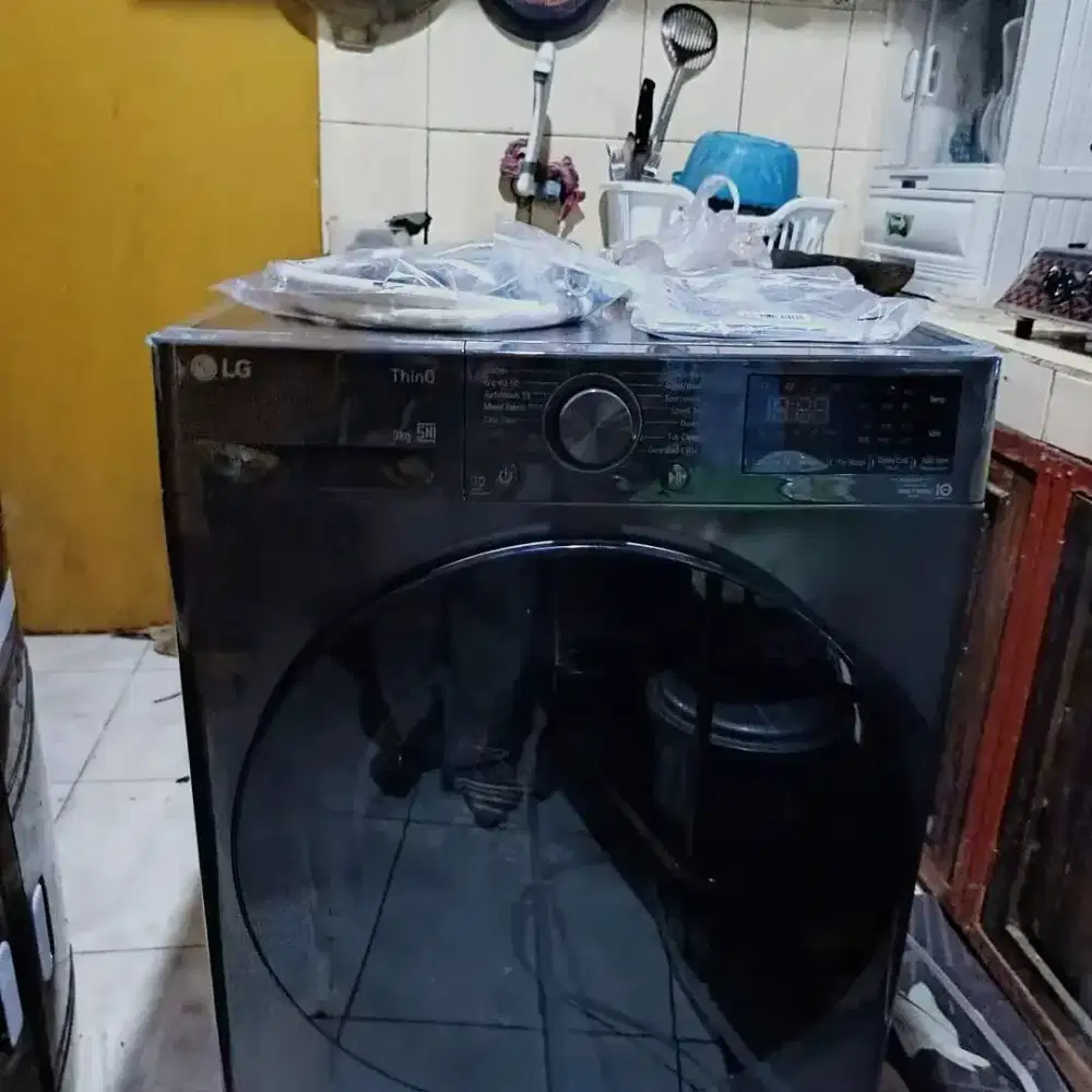 Mesin cuci LG frontloading