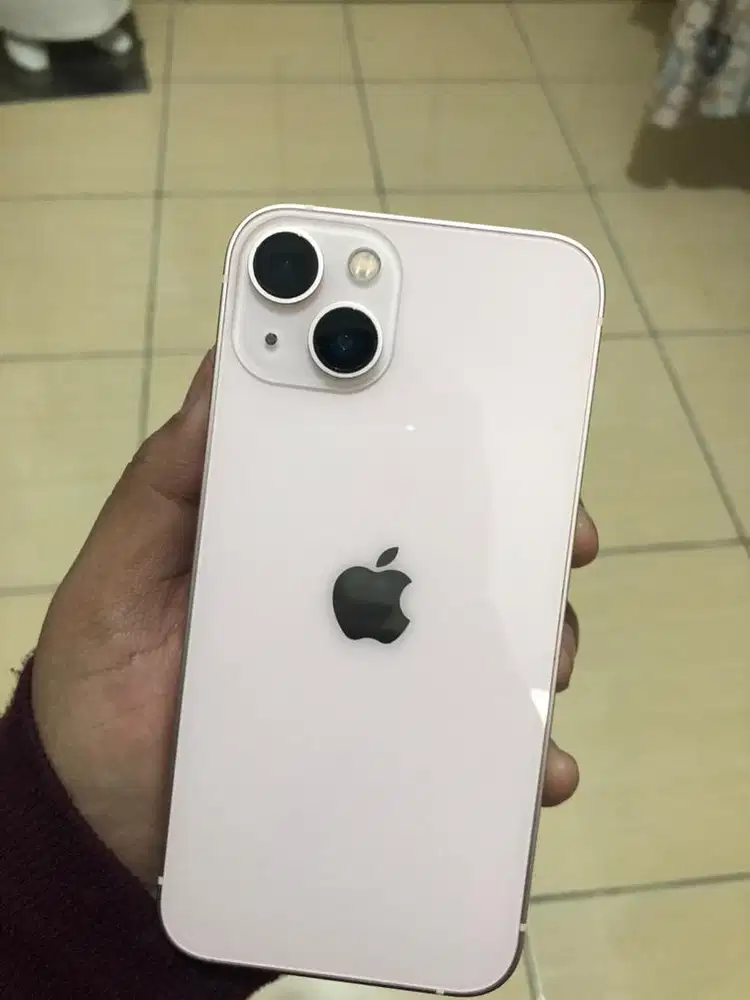 Apple iPhone 13 128Gb Pink