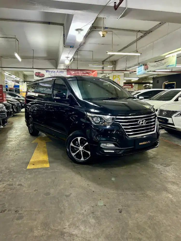 Low KM New Hyundai H1 2.5 Royale Diesel CRDI AT 2019 Istimewa 2020