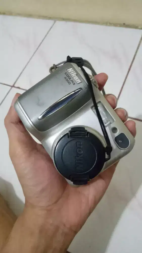 NIKON COOLPIX 4300