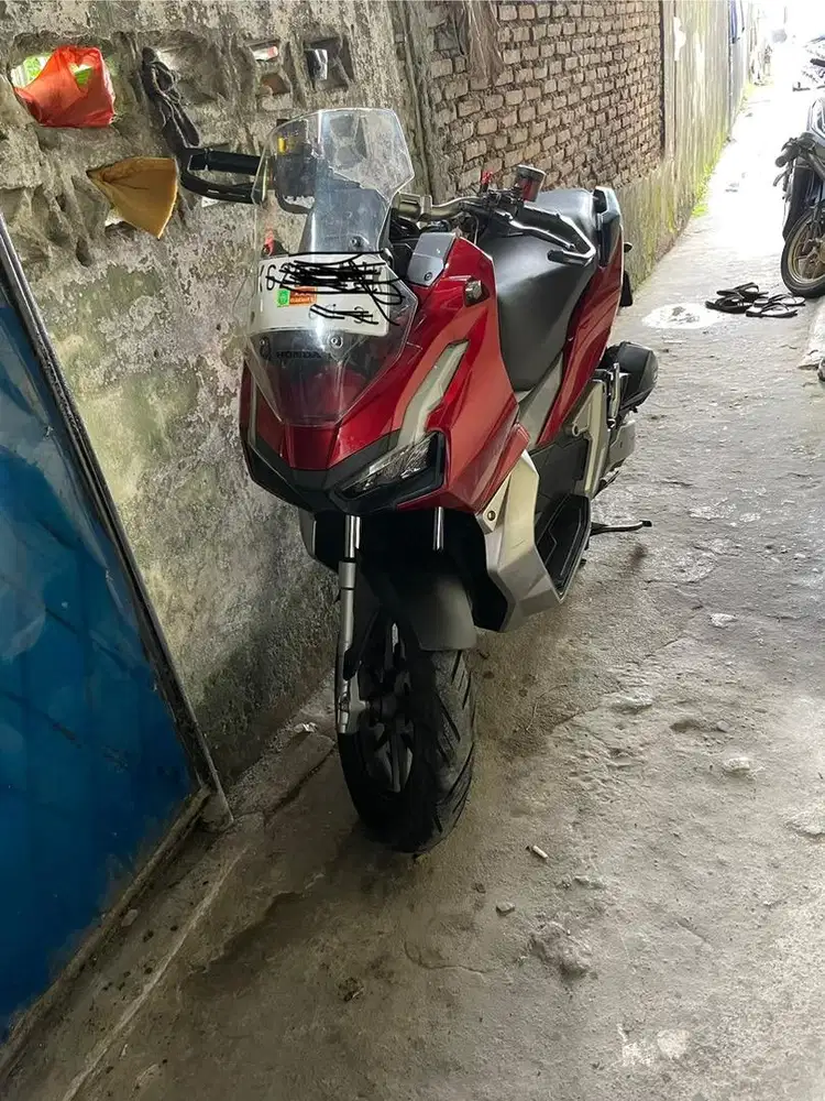Honda adv 150 lengkap
