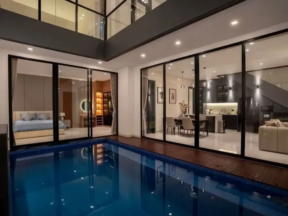 Villa Mewah Siap Huni Full Furnished Dijual, di Berawa Canggu Area