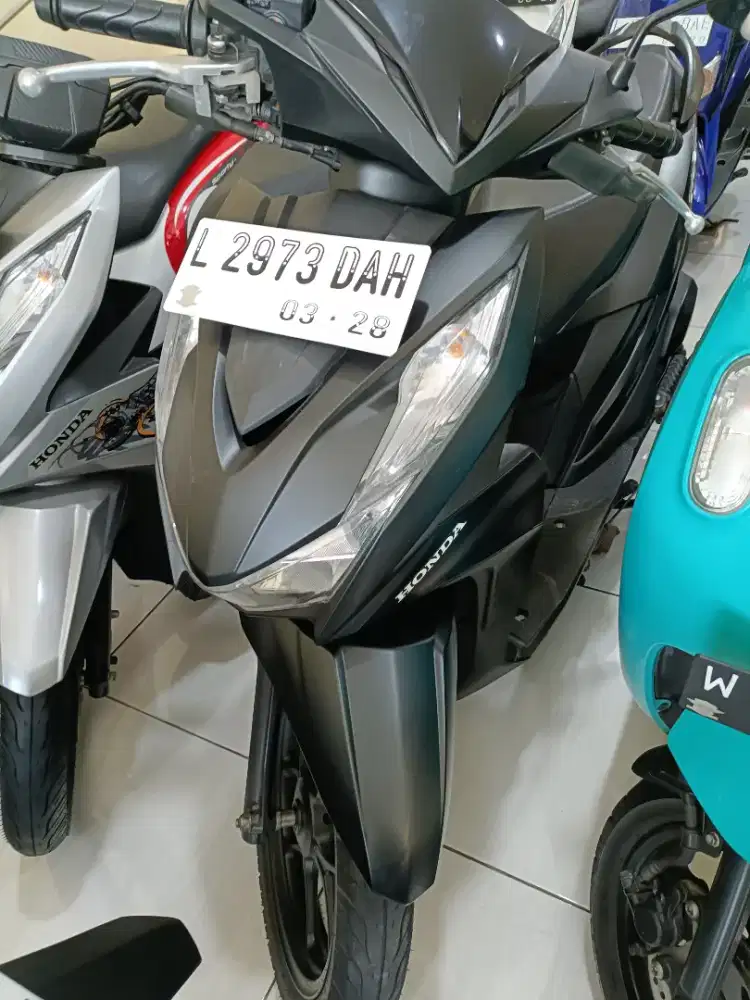 Honda BEAT DELUXE ESP CBS ISS EXCLSV FI ECO 2022 km rendah