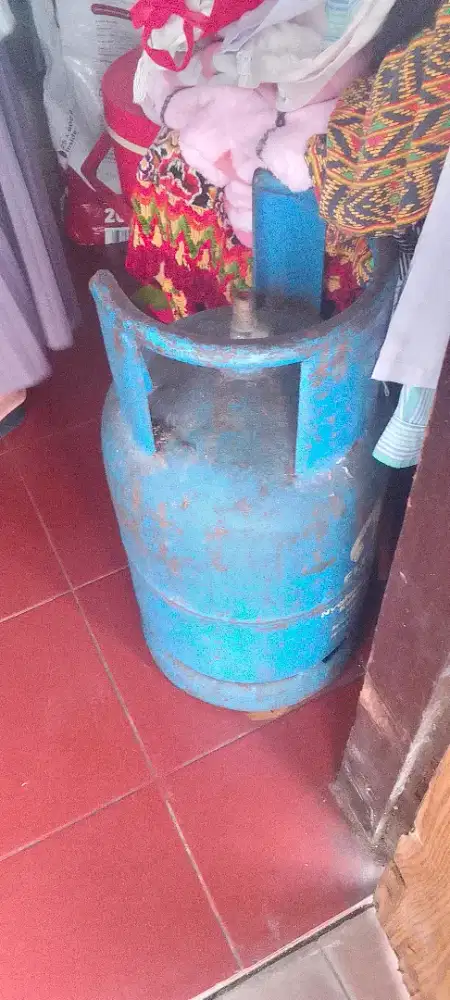 Tabung gas elpiji 12kg