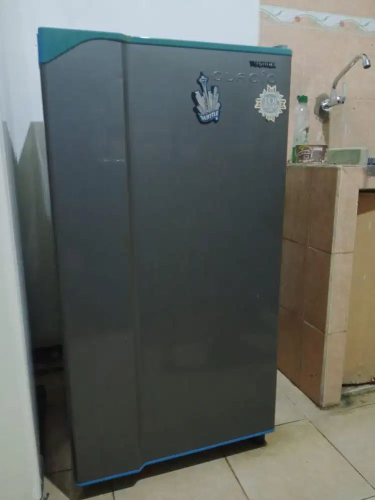 Kulkas 1 pintu Toshiba Glacio
