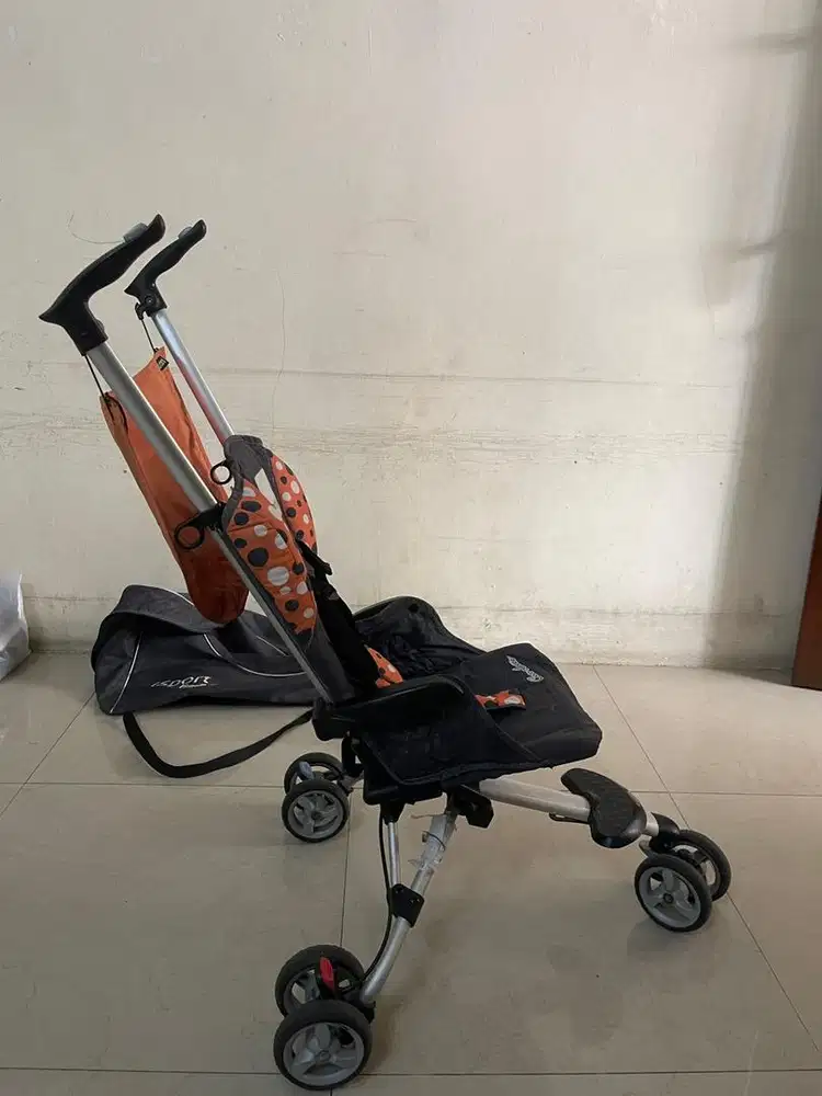Stroler anak warna orange