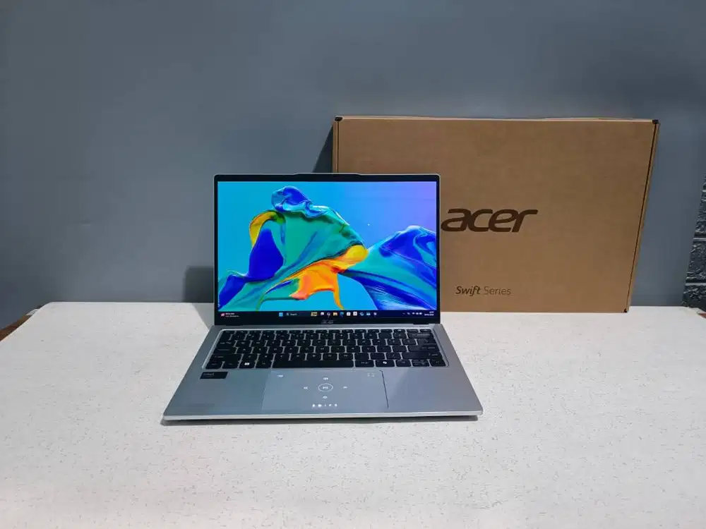Acer Swift Go SFG14-73 Core Ultra 5 125H 32/512GB Intel Arc 2.8K OLED