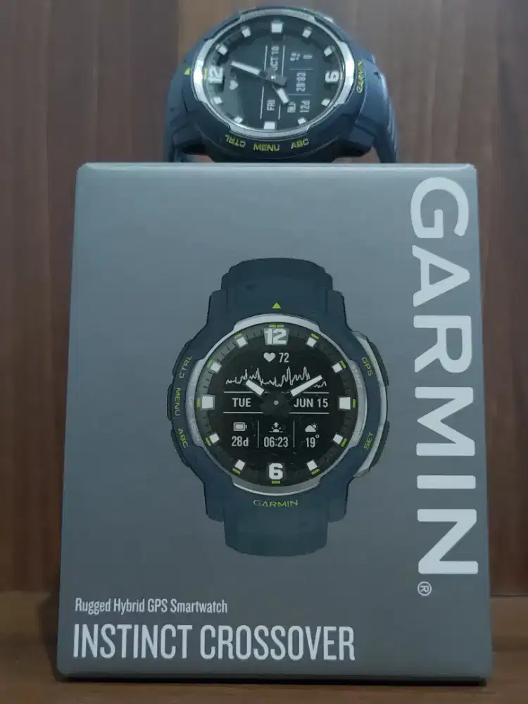 Garmin Instinct Crossover