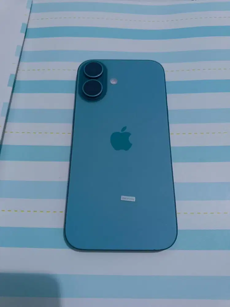 For Sale Iphone 16 like New