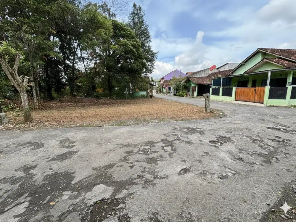 Tanah SHM Pekarangan Siap Bangun, Cocok Hunian & Kos, 5 Menit RS Condong Catur