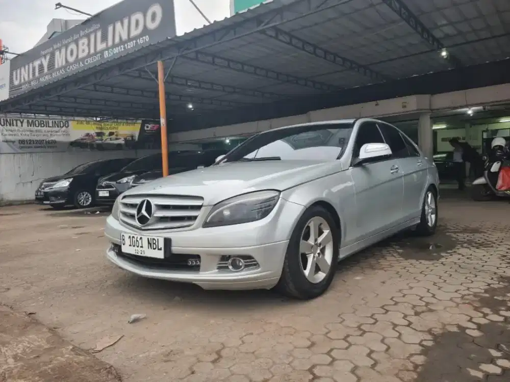 MERCEDEZ BENZ AT 2008