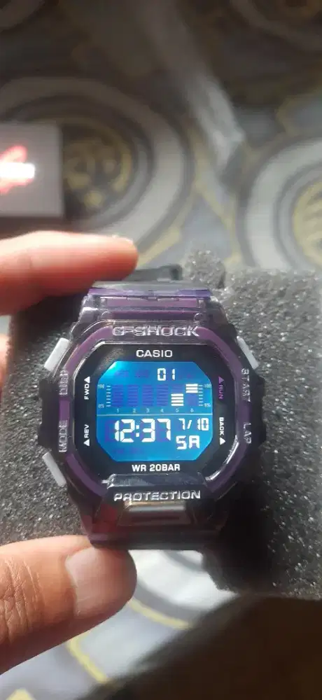 Jam tangan digital Casio Baru