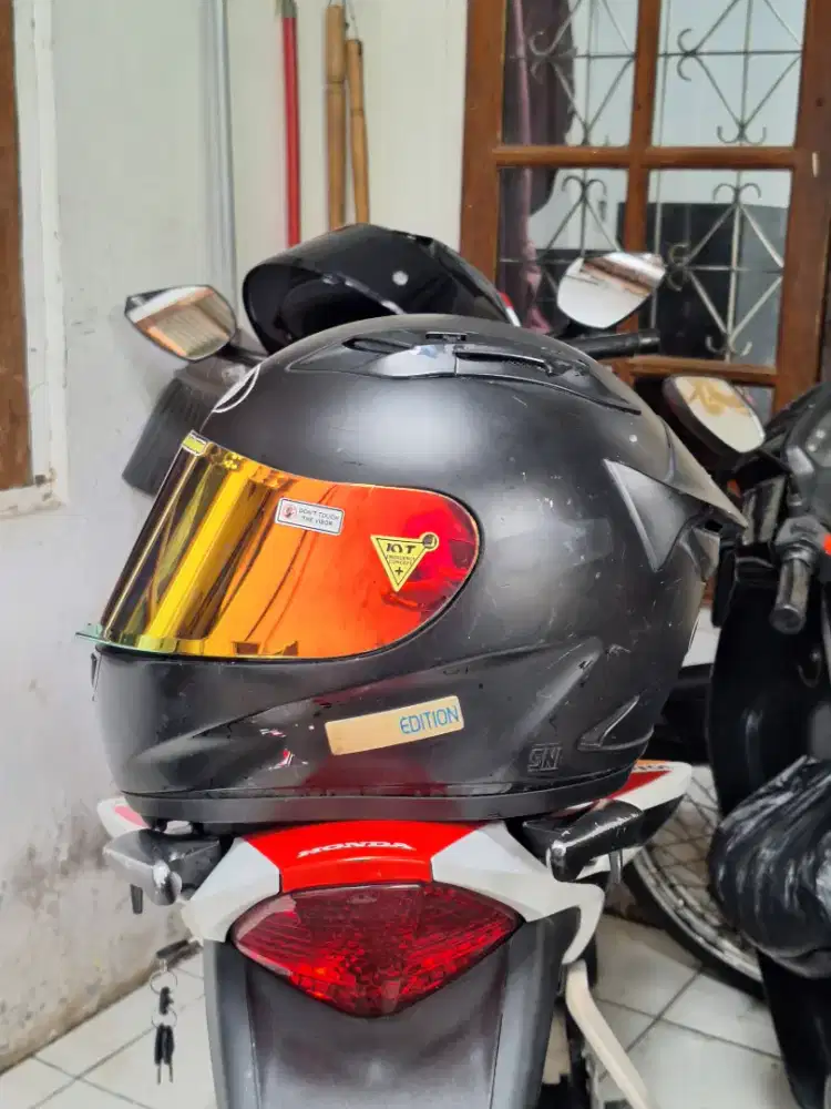 KYT RC 7 Helm fullface KYT RC7