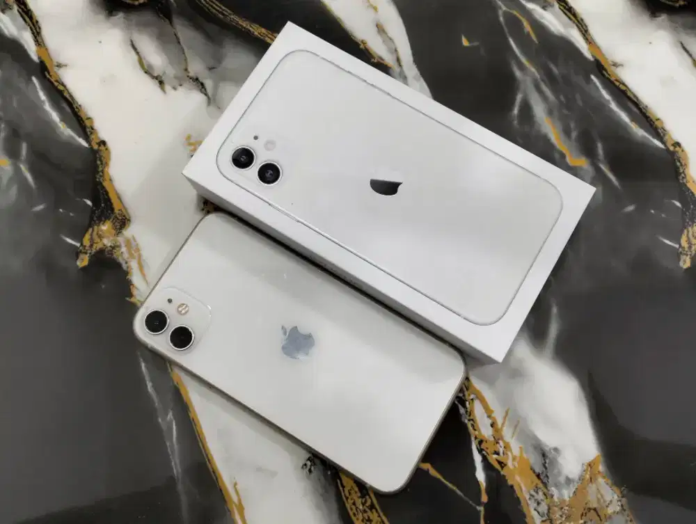iPhone 11 64 GB Garansi iBox BH 75