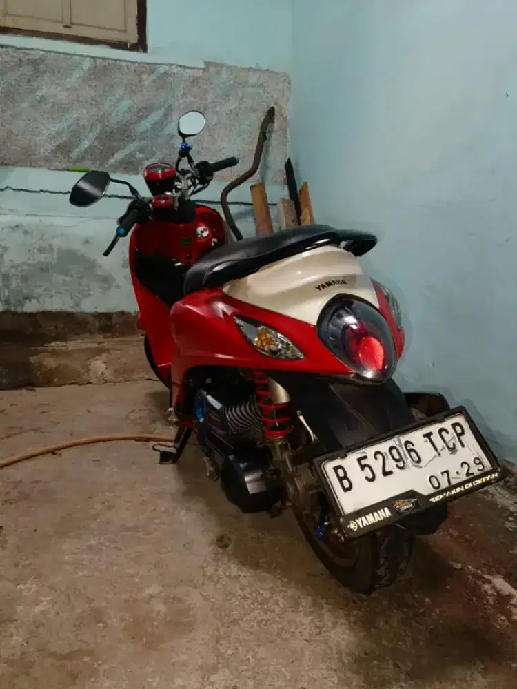 Fino 2018 125 CC warna merah