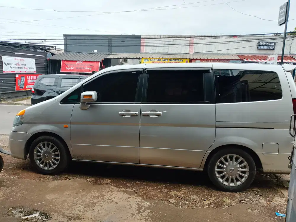 Nissan Serena 2008 Bensin