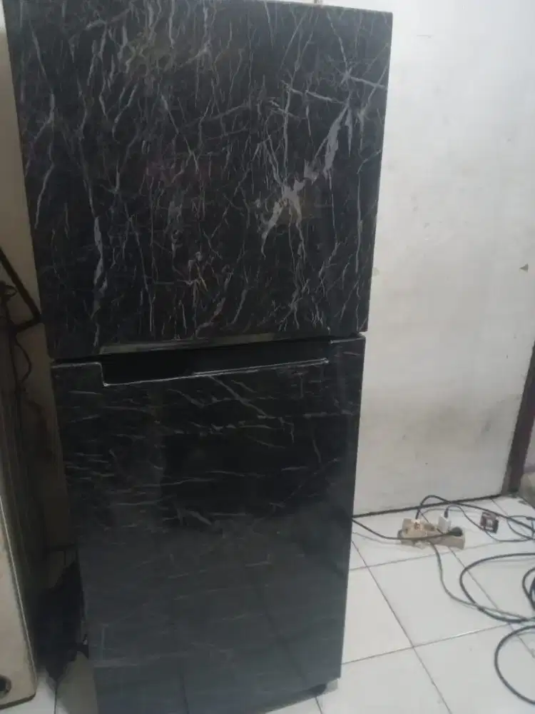 Kulkas Samsung inverter