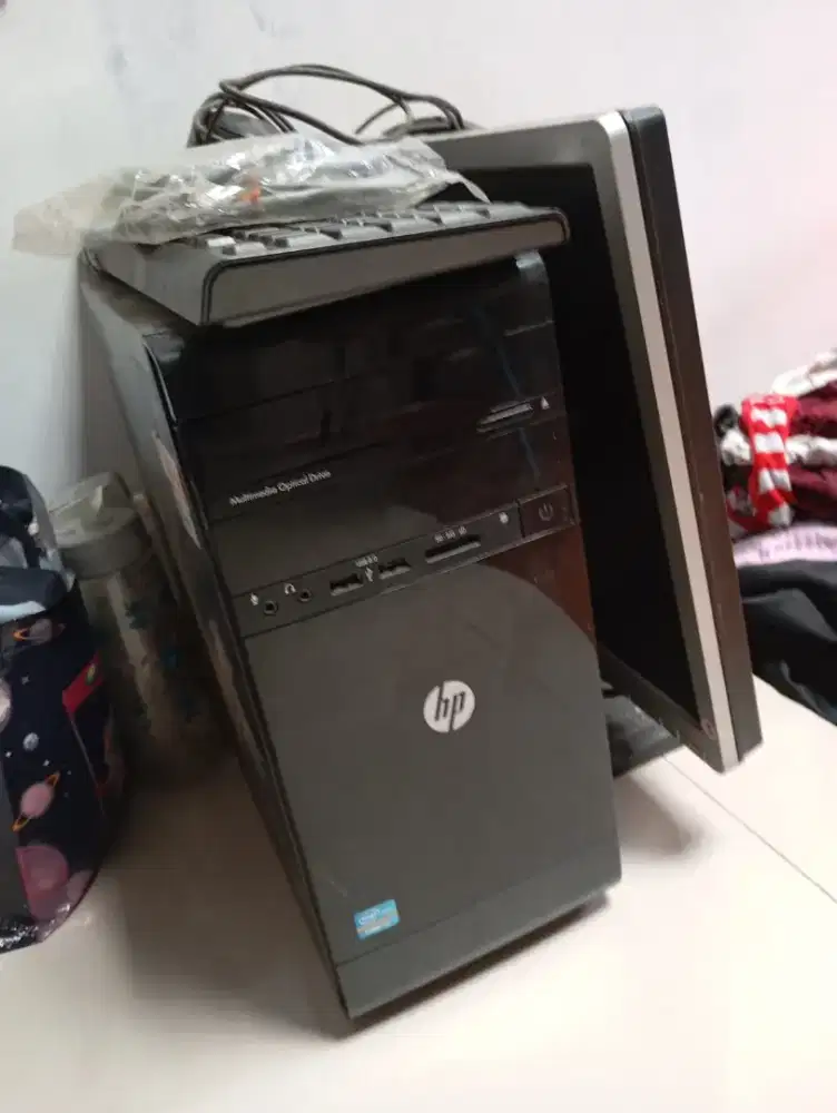 Dijual PC HP core i3 satu set (ada wireless)