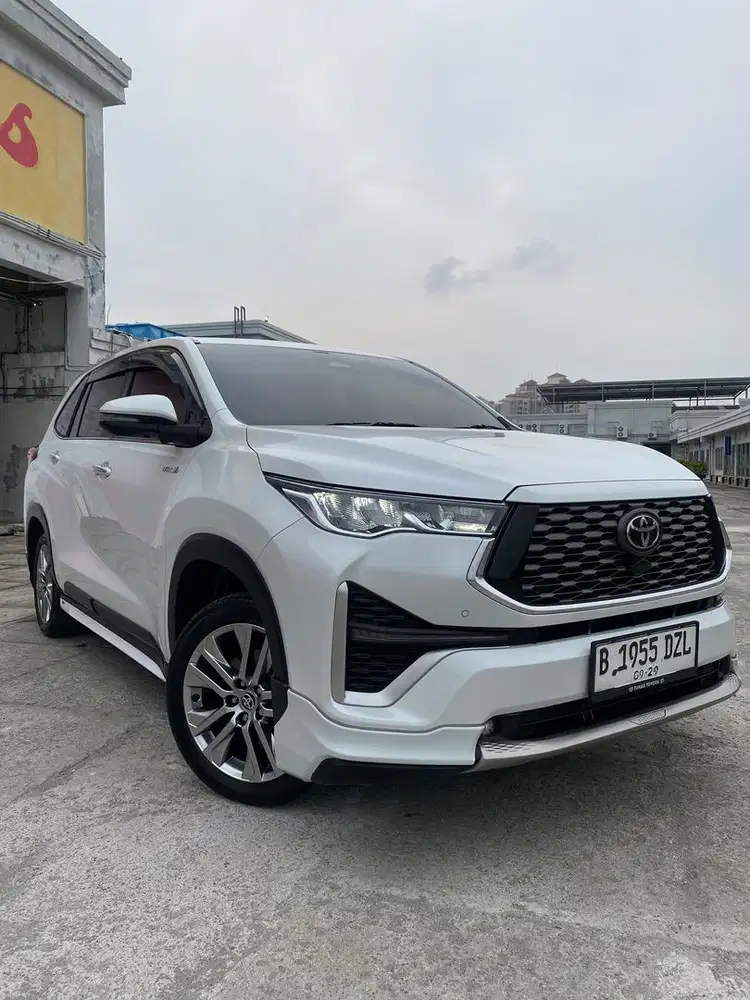 (Km Super Low 14ribu Record Full Ori)TOYOTA INNOVA ZENIX Q HYBRID 2024
