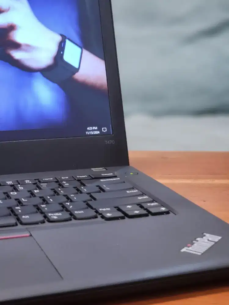 Laptop i5 Slim Thinkpad T470 Dobel Baterai Layar IPS FHD Istimewa
