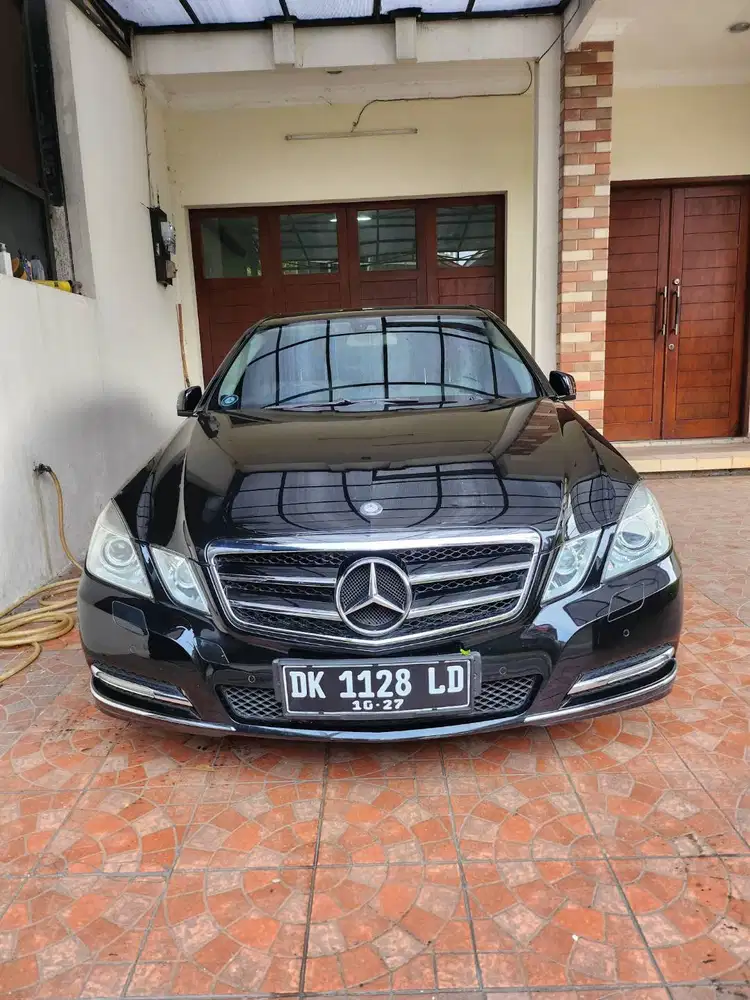 Mercedes Benz E300 Mercy E300 2012 Matic Terawat